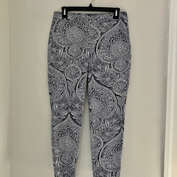 Talbots Navy/White Paisley Chatham Ankle Pants 6P - Picture 2 of 9